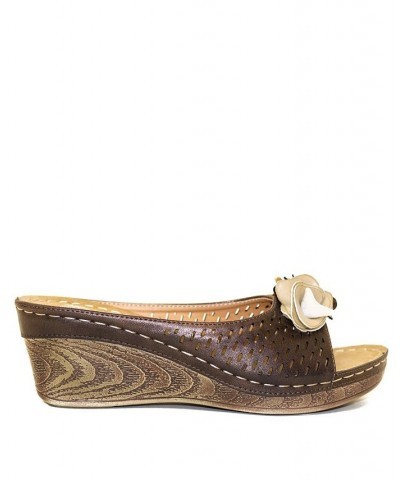 Juliet Wedge Sandal Bronze $38.25 Shoes