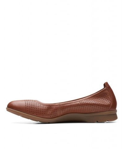 Women's Collection Jenette Ease Perforated Flats Tan/Beige $41.00 Shoes