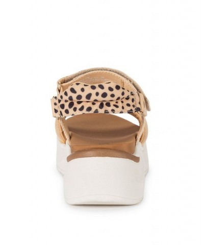 Wincy Platform Sandals Tan/Beige $47.17 Shoes