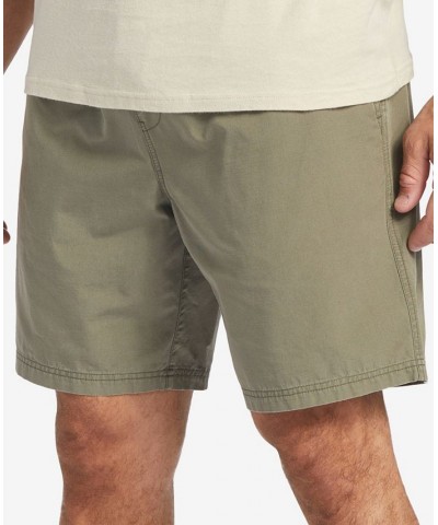 Quiksilver Men's Last Light Solid Walkshorts Green $40.00 Shorts