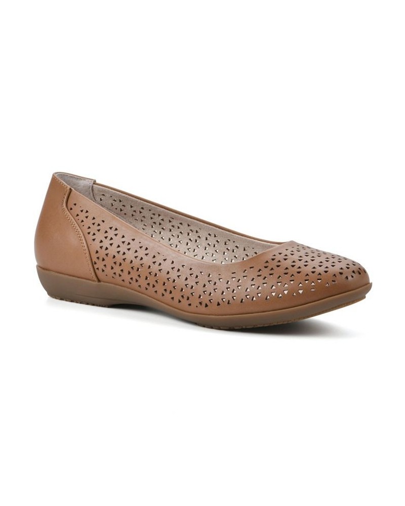 Women's Cindy Ballet Comfort Flat Tan/Beige $33.81 Shoes