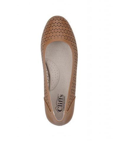 Women's Cindy Ballet Comfort Flat Tan/Beige $33.81 Shoes